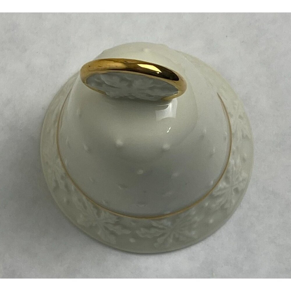 Vintage Lenox Snowflake Bell 3.5" Gold Accents Cream Porcelain Holiday Decor - Picture 7 of 9